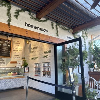 Gelato 101 - Indoor outdoor - Gelato Near Me - Encinitas, California Gelato 101 - Indoor outdoor - Gelato Near Me - Encinitas, California