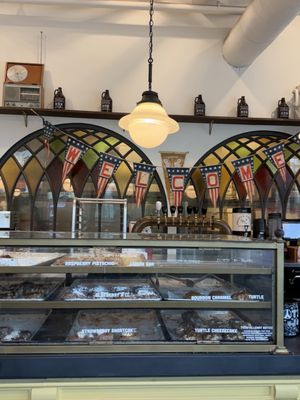 Parlor Doughnuts by null