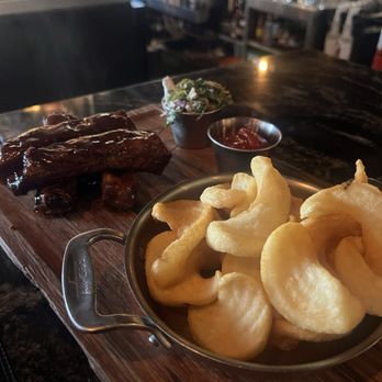 Winsome Prime - Ribs w/fries - Steakhouses Near Me - Houston, Texas Winsome Prime - Ribs w/fries - Steakhouses Near Me - Houston, Texas