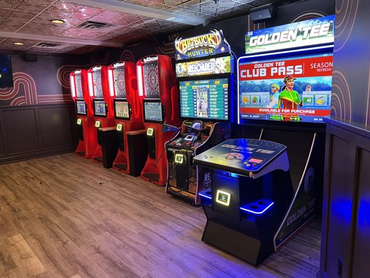 Full Tilt Tavern by null