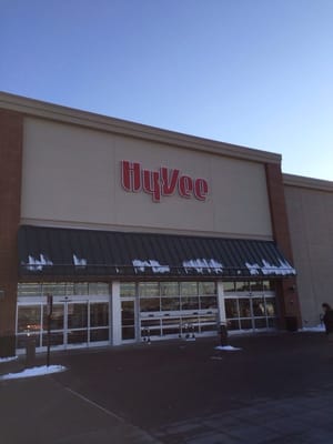 Hy-Vee by null