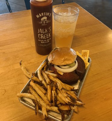 Martin's Bar-B-Que Joint by null