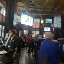 St. James Corner Restaurant & Irish Pub - Lunch time