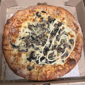 Mellow Mushroom Richmond - Carytown - Pictured: Holy Shiitake  Not pictured: Spinach dip - Pizza Near Me - Richmond, Virginia