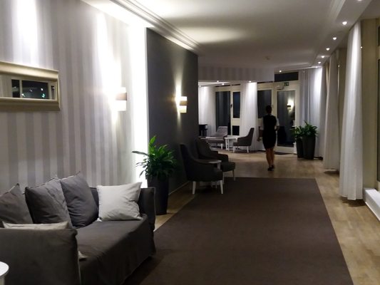 Kurpark-Hotel by null