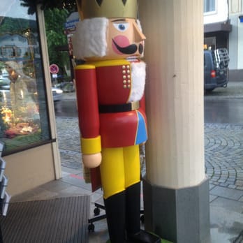 Christkindlmarkt - Shopping Near Me - Oberammergau, BY