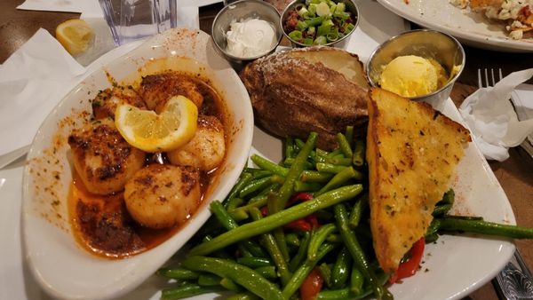 Adams Bistro by null