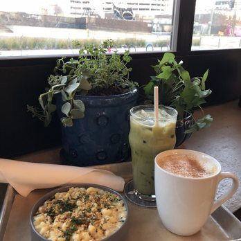 Caboose Commons - Mac and cheese, iced matcha latte w almond milk, and gingerbread latte - Breweries Near Me - Fairfax, Virginia