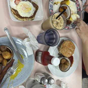 The Baked Bird - Amazing food and service. Anyone I bring here ends up loving it!!!! - Breakfast & Brunch Near Me - San Antonio, Texas The Baked Bird - Amazing food and service. Anyone I bring here ends up loving it!!!! - Breakfast & Brunch Near Me - San Antonio, Texas