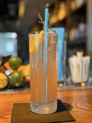 Gussie's by null