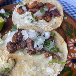 La Jarra - Al pastor and arrechera tacos