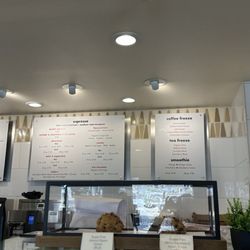 Menu: iced & hot coffees, espressos, coffee & tea freeze, smoothies, muffins , coffee beans