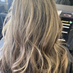 Hair Studio 151 - Highlights