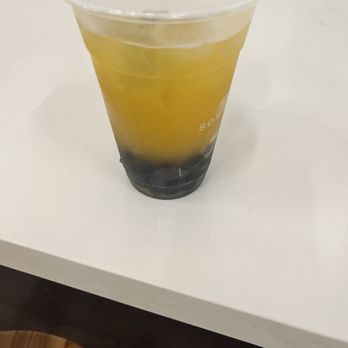 Miu’s Tea - Small passion Passionfruit Green Tea - Bubble Tea Near Me - Miami, Florida