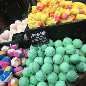 Lush Cosmetics - Lush, WEM Edmonton, AB - Cosmetics & Beauty Supply Near Me - Edmonton, Alberta