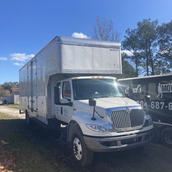 Syd's Moving - 2022 International 28ft - Movers Near Me - St. Augustine, Florida