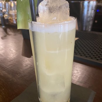 The Headless Widow - Pineapple and mint - Cocktail Bars Near Me - New York, New York
