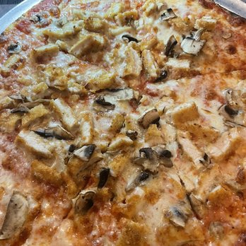 Columbia Inn - Pizza with chicken cutlet and mushrooms delicious - Italian Near Me - Montville, New Jersey