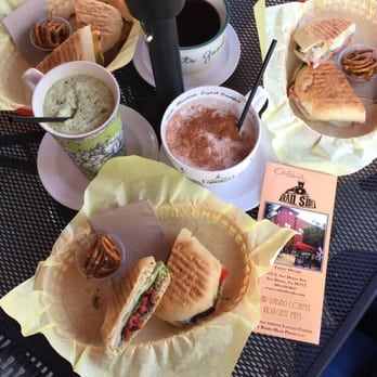 Rail Side Cafe - Coffee & Tea Near Me - San Dimas, California