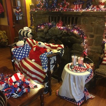 Mountain Top Cafe - 4th of July ALL YEAR BABY - American Near Me - Phelan, California Mountain Top Cafe - 4th of July ALL YEAR BABY - American Near Me - Phelan, California
