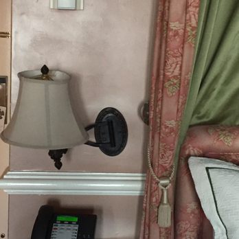 Spindrift Inn - Crookedly hung light - Hotels Near Me - Monterey, California