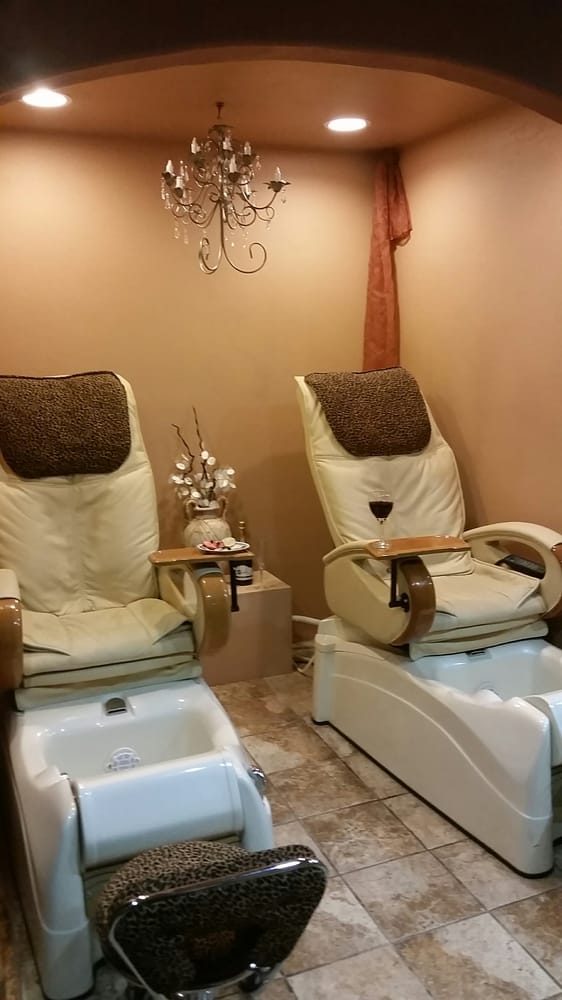 HEADQUARTERS DAY SPA Updated September 2024 815 NE D St, Grants