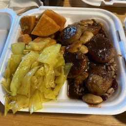Vox Bad Gyal Dinner - voxtails with cabbage and yams