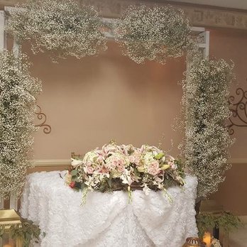 Cris Flowers - Love birds table - Florists Near Me - Los Angeles, California