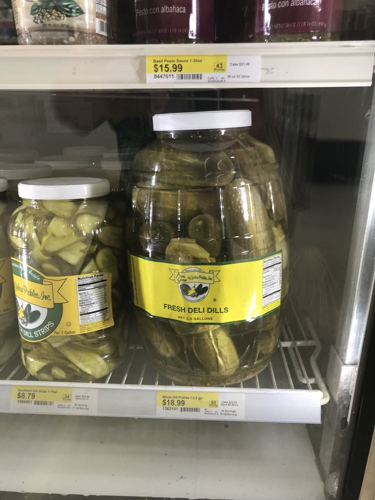 Anywhere in town that sells giant pickles? r/windsorontario