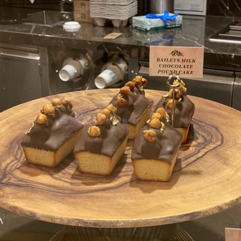 Prendi - Baileys chocolate pound cake - Desserts Near Me - Las Vegas, Nevada