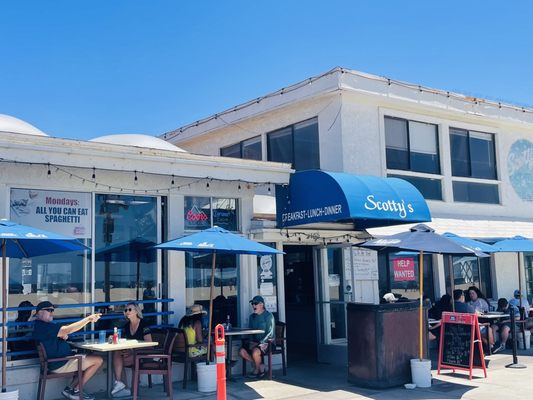 Scotty's on the Strand by null