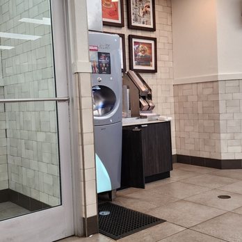 Wendy's - Soda station - Fast Food Near Me - Buford, Georgia