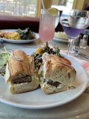 Demarchelier Bistro by null