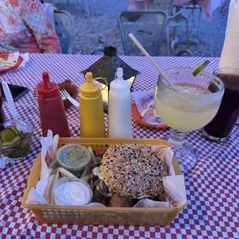 Bandidos - The MM'Mmmm - Burgers Near Me - La Paz, BCS Bandidos - The MM'Mmmm - Burgers Near Me - La Paz, BCS
