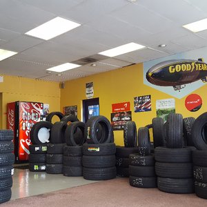 Used Tires Orlando >> Obt New And Used Tires Tires 4401 Orange Blossom Trl Used Tires Orlando >> Obt New And Used Tires Tires 4401 Orange Blossom Trl