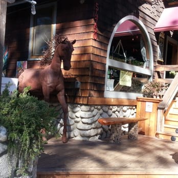Cafe Aroma - Entrance from parking lot - Italian Near Me - Idyllwild, California
