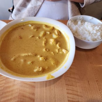 Luck Gai Cafe - Yellow Curry - Chicken Shop Near Me - Anaheim, California