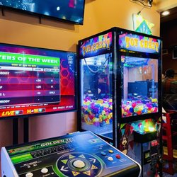 Groveland Tap - Games up front by entry