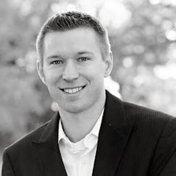 1. Voyen Chiropractic