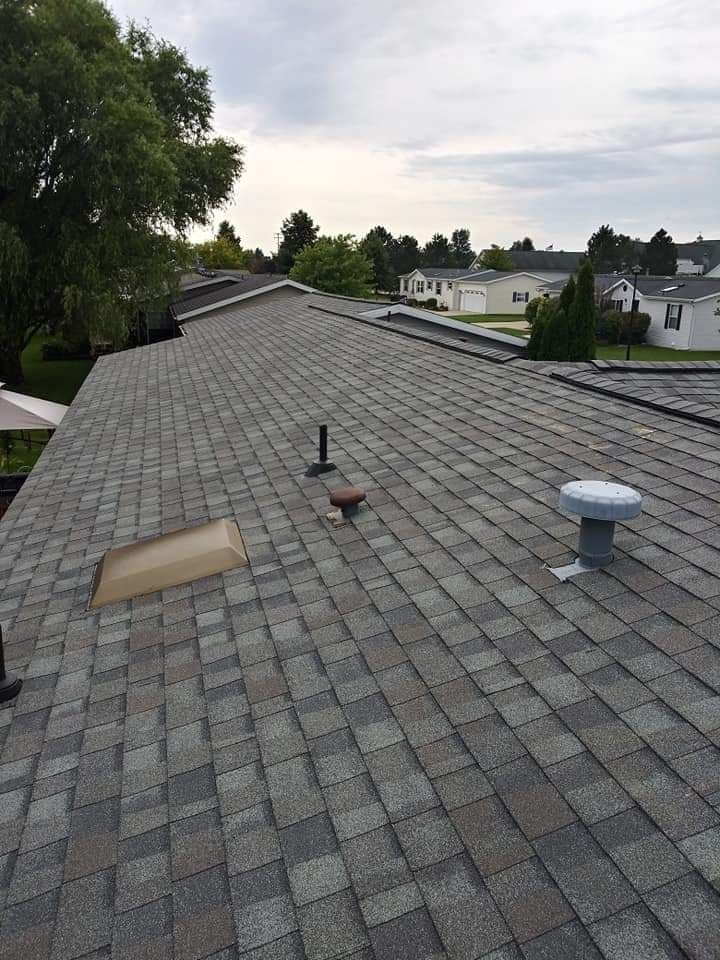 Slide of Mendoza & M  Roofing