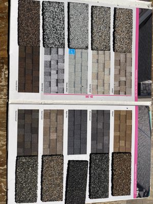 Ronald's Roofing Logo