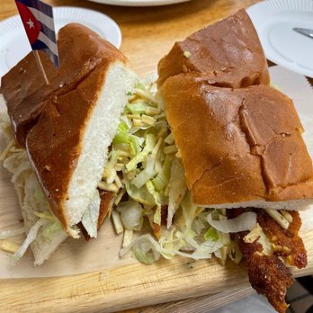 El Artesano Restaurant - Breaded Fish Filet sandwich - Cuban Near Me - Union City, New Jersey El Artesano Restaurant - Breaded Fish Filet sandwich - Cuban Near Me - Union City, New Jersey