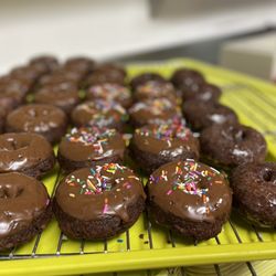 Yum Yum Donuts - Double Chocolate and Devil food donut's
