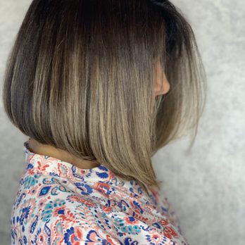 Decarra Salon - Hair Salons Near Me - Woodland Hills, California