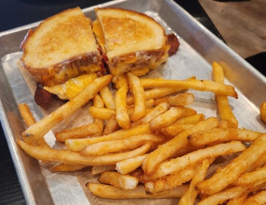 Signatures at Bayside