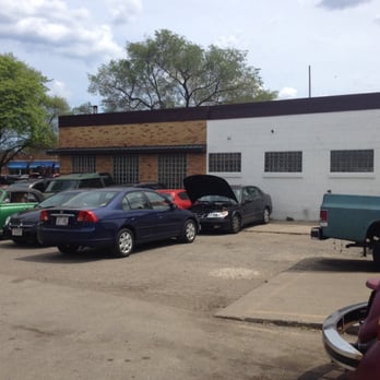 Lindems Auto - Auto Repair Near Me - Milwaukee, Wisconsin Lindems Auto - Auto Repair Near Me - Milwaukee, Wisconsin