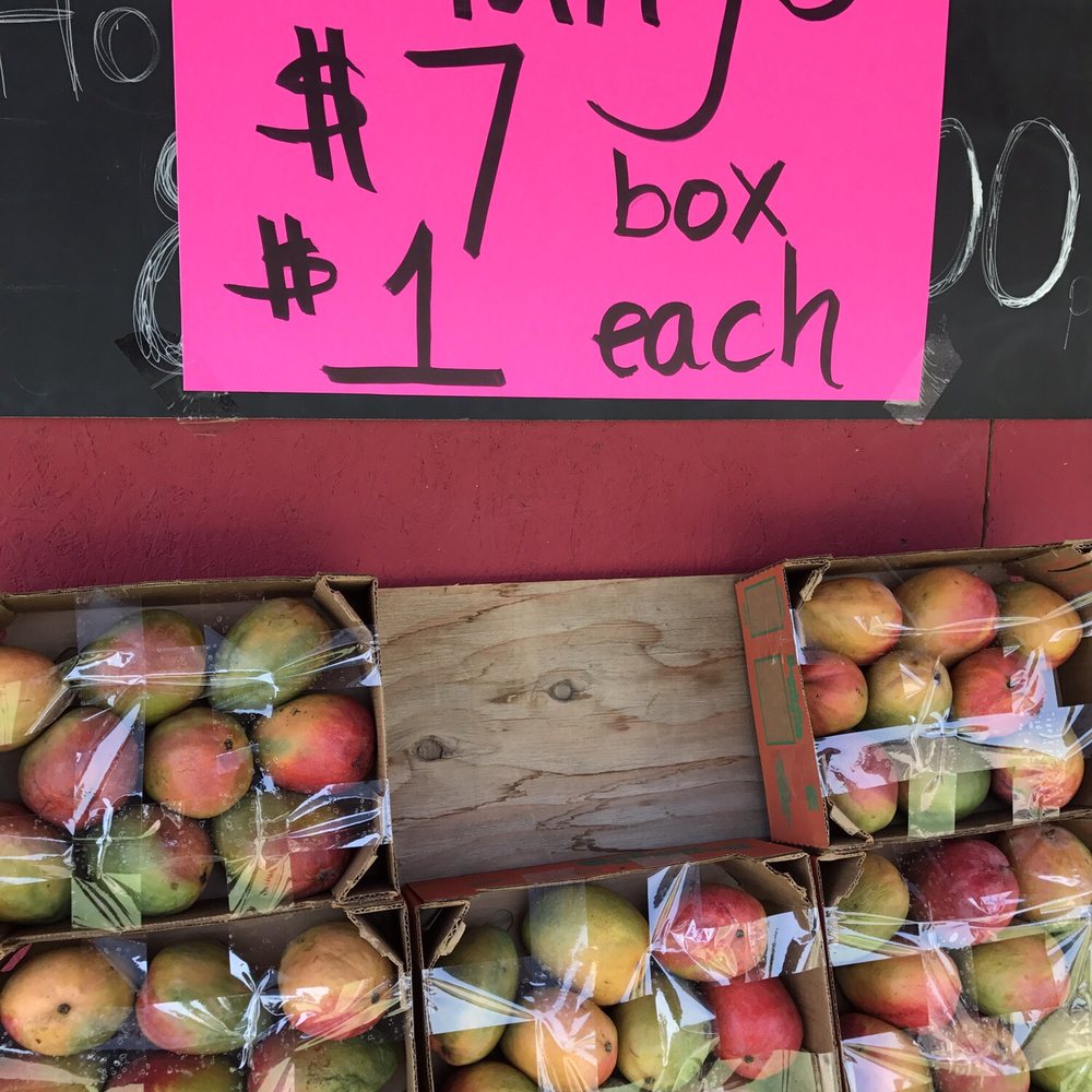 Strawberry Stand - Mangoes at the peak of ripeness. I'm from the Midwest and this place blew me away. - Fruits & Veggies Near Me - Turlock, California