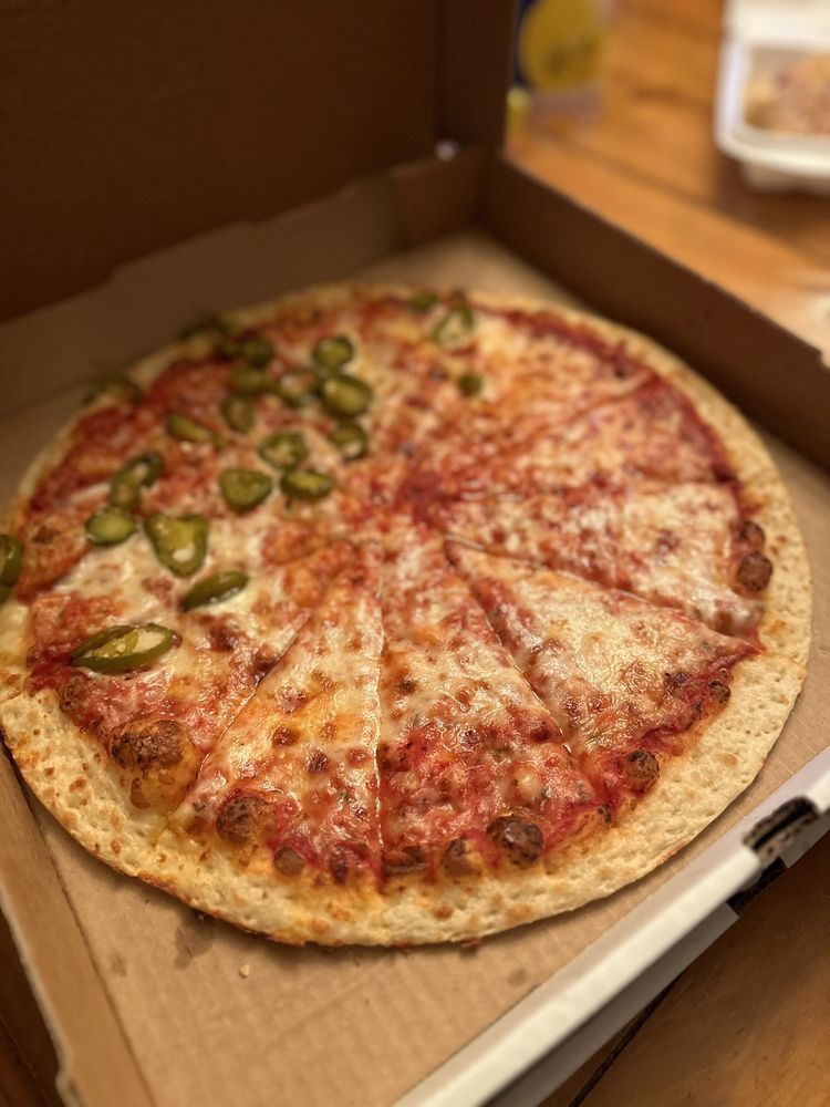 LOUIES PIZZA Updated August 2024 23 Photos & 81 Reviews 4815