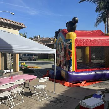 Go Big Rentals - Balloon Services Near Me