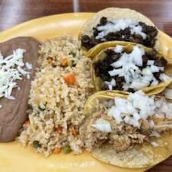Tucker's Grill & Taqueria - Taco platter, two beef, one chicken, no cilantro.